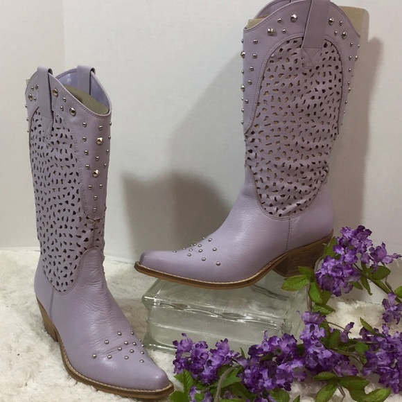 lavender cowboy boots